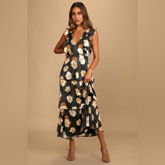 Lulus Dresses & Skirts - NWT Lulus No Introductions Needed Black Burnout Floral Tiered Maxi Dress LG